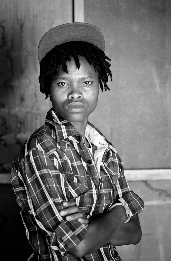 Zanele Muholi, Hlomela Msesele, Makhaza, Khayelitsha, Cape Town, 2011. © Zanele Muholi. Courtesy of the artist and Yancey Richardson Gallery.
