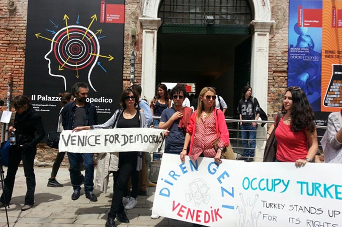 Artists and art professionals stand in solidarity with protesters in Turkey, outside the Arsenale at the Venice Biennale. Photo by Defne Ayas, 2013.